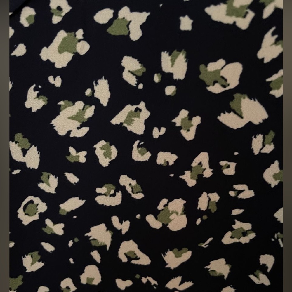 Patterned Ruffle Midi Dress - Picture 3 of 3